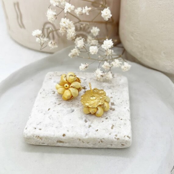 Puces d'oreilles fleurs Paralta - Bijoux coquillages