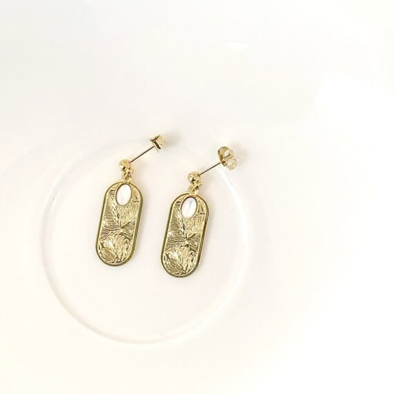 boucles d'oreilles sakura ama nacre