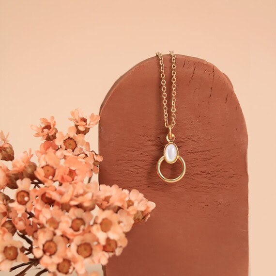 Collier court stellaïs nacre