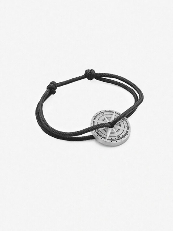 bracelet fantaisie Rose des vents Austral. Cordon noir