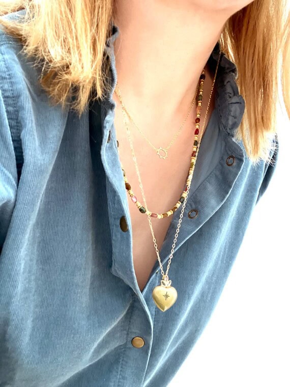 Collier soleil, collier tourmalines irene et collier eleonore plaque or. bijoux dores femme, chez Poisson Plume bijoux.