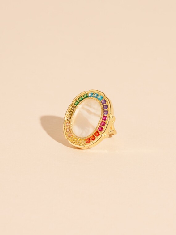 Bague Hera nacre. Bijou ovale doré à l'or fin