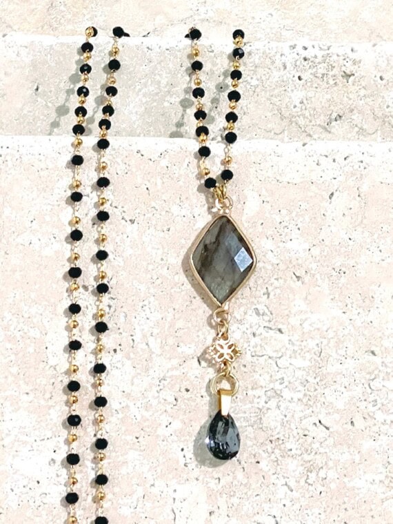 Collier naia labradorite zoom