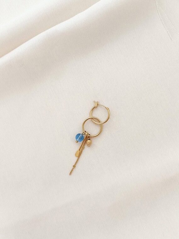 mono boucle d'oreille COSMIC perle translucide bleu boreal