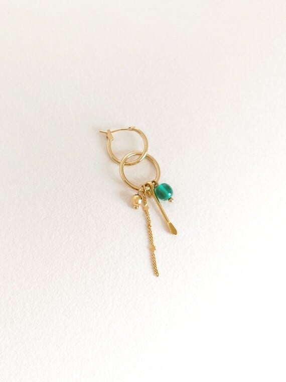 mono boucle d'oreille COSMIC perle vert emeraude