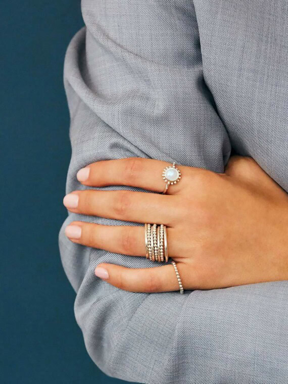 Bague semainier Ligne Sibylle Lignes et perlles argent