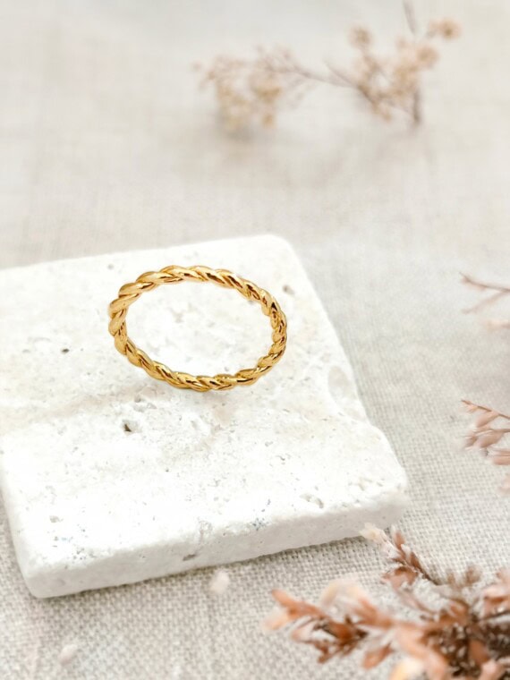 Bague fine canasi