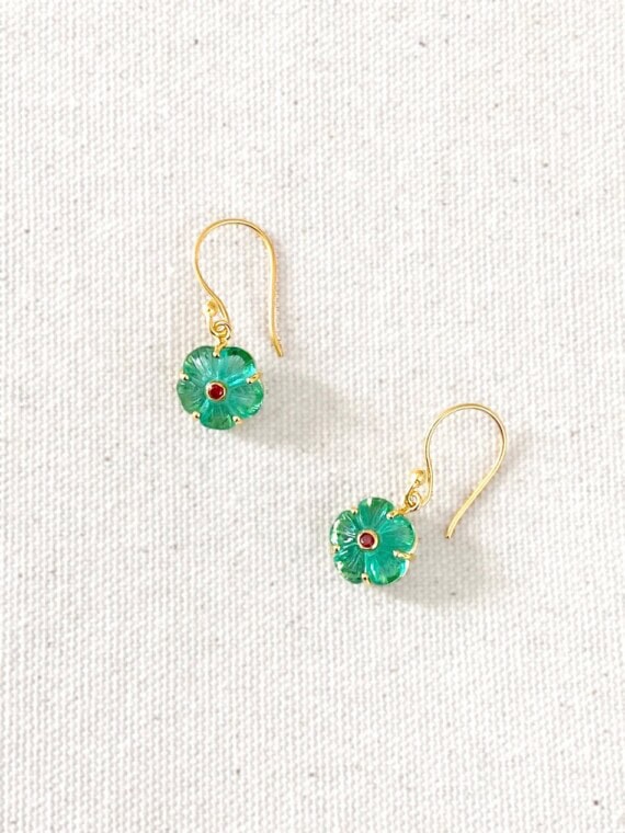 Boucles fleur tiny iris apatite