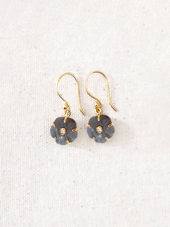 Boucles d'oreilles fleur tiny iris labradorite