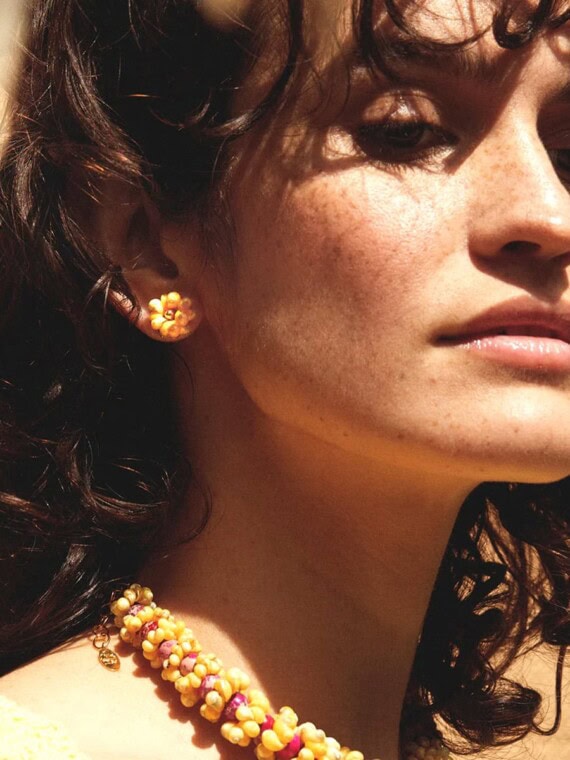 Puces d'oreilles paralta. boucles d'oreilles fleurs