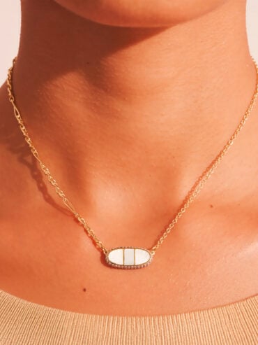 Collier nacre bmanche pierre naturelle femme