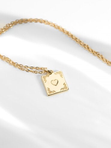 Collier médaille aimante Shéhérazade