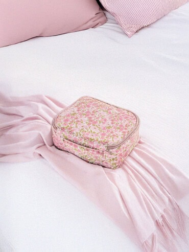 Pochette à produits de beauté en tissu Liberty rose