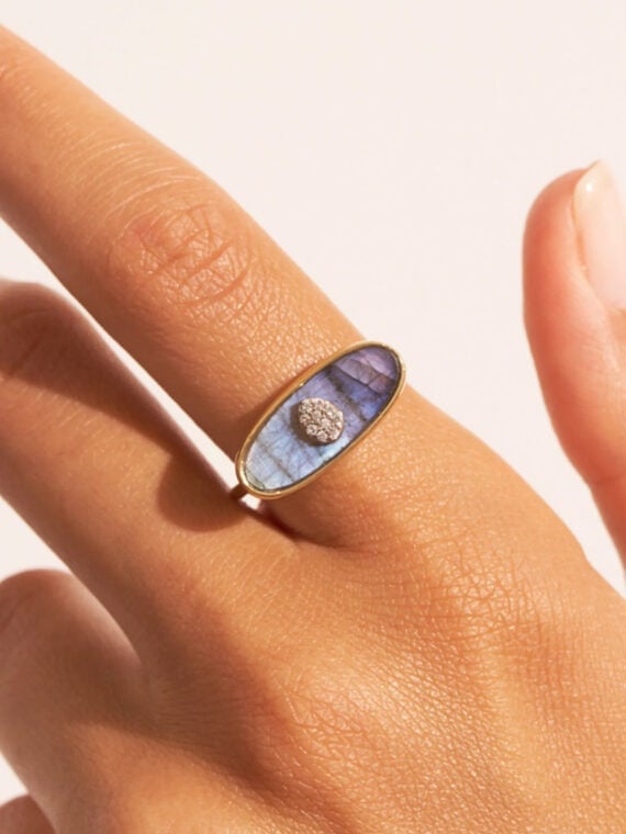 Bague izy 2 labradorite main femme
