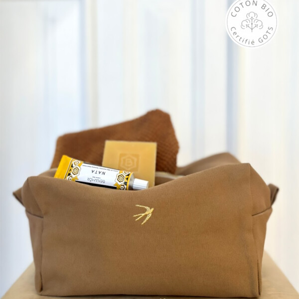 Trousse de toilette romane beige camel. Trousse cube en coton bio