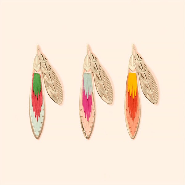 Boucles plumes à l'unité - collection totem
