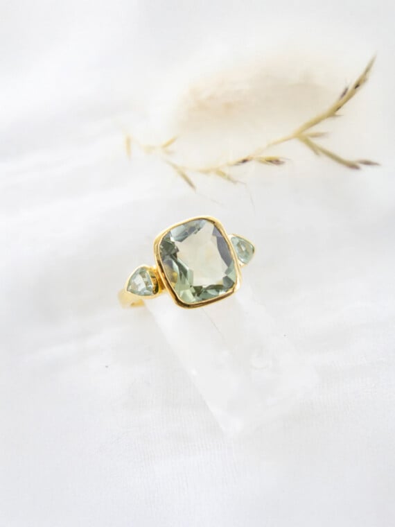 Bague lise - bijou fantaisie plaqué or en pierre fine naturelle