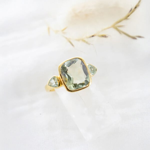 Bague lise - bijou fantaisie plaqué or en pierre fine naturelle