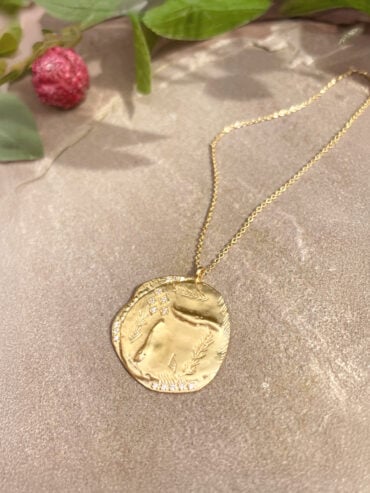 Collier médaille Esther