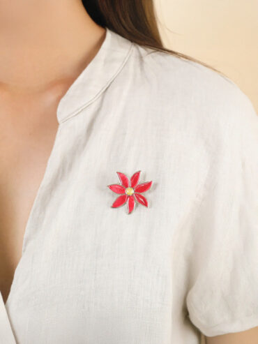 Broche fleur rouge