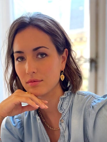 Boucles d'oreilles gouttes dorées et pierre bleu turquoise maha femme