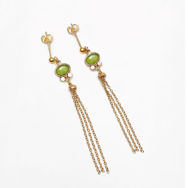 Boucles d'oreilles fines et longues marianna - pierre verte - dorées