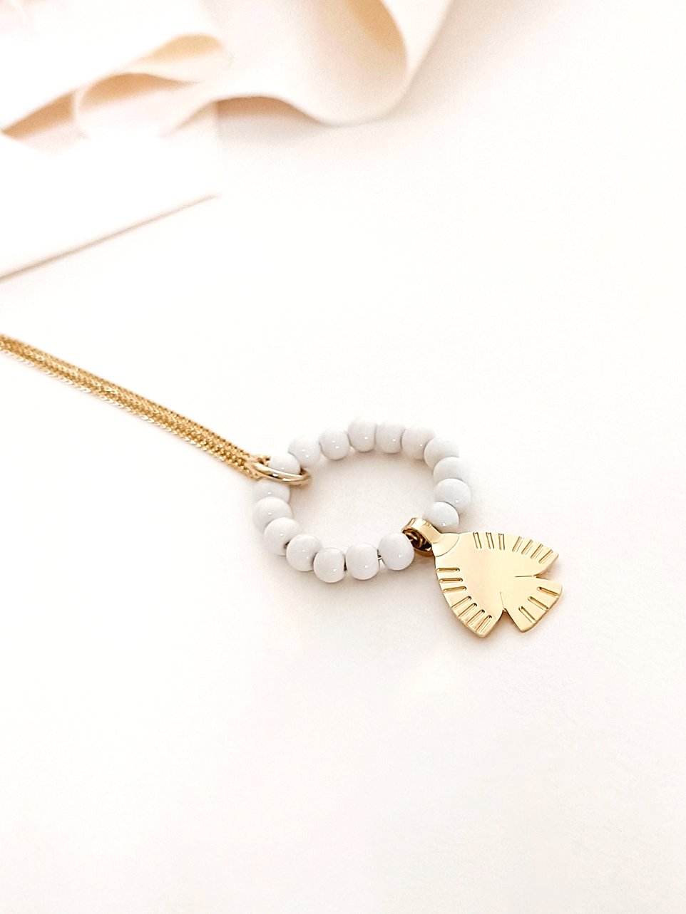 Collier Maya Folk Blanc grès 1 Collier maya folk blanc grès