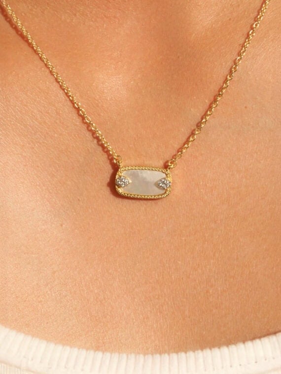 Collier sangha nacre femme