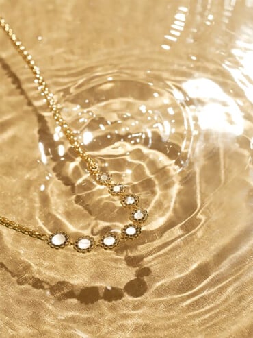 Collier asymétrique Rive d'or Nacre