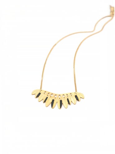 Collier plumes resplendissant pendentif