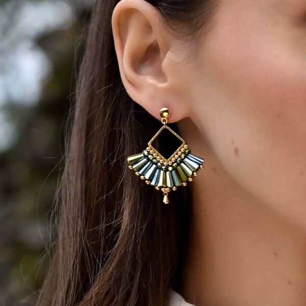 Boucles d'oreilles éventail cana zoom détail vert - femme
