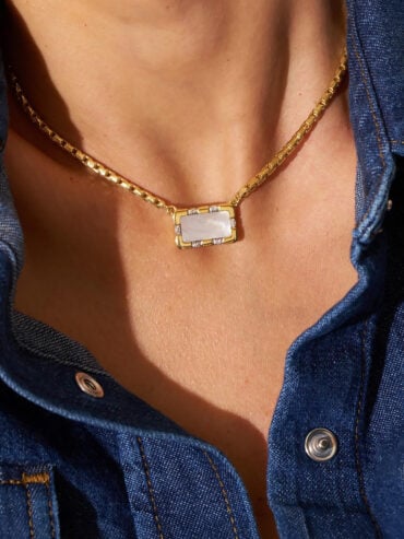 Collier bianca nacre femme chemise