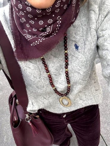 Sautoir Perles de Bois médaillon ovale Épicéa