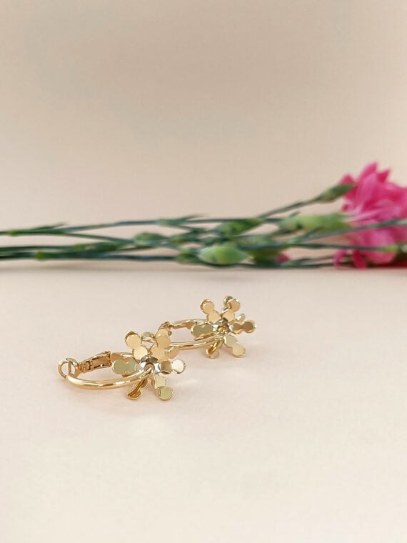 boucles d'oreilles créoles dorées Vénus