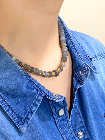 Collier en pierre de Lune grise Alba