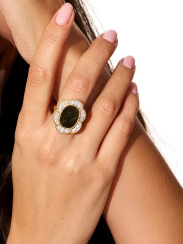 Elementor #26694 5 Bague fleur Esmée obsidienne dorée