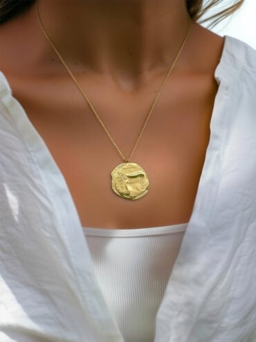 Collier médaille Esther