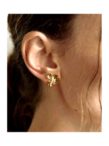 Puces d'oreilles fleurs Nemesis Small