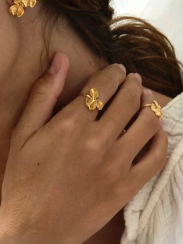 Bague fine fleur dorée Elysia Small