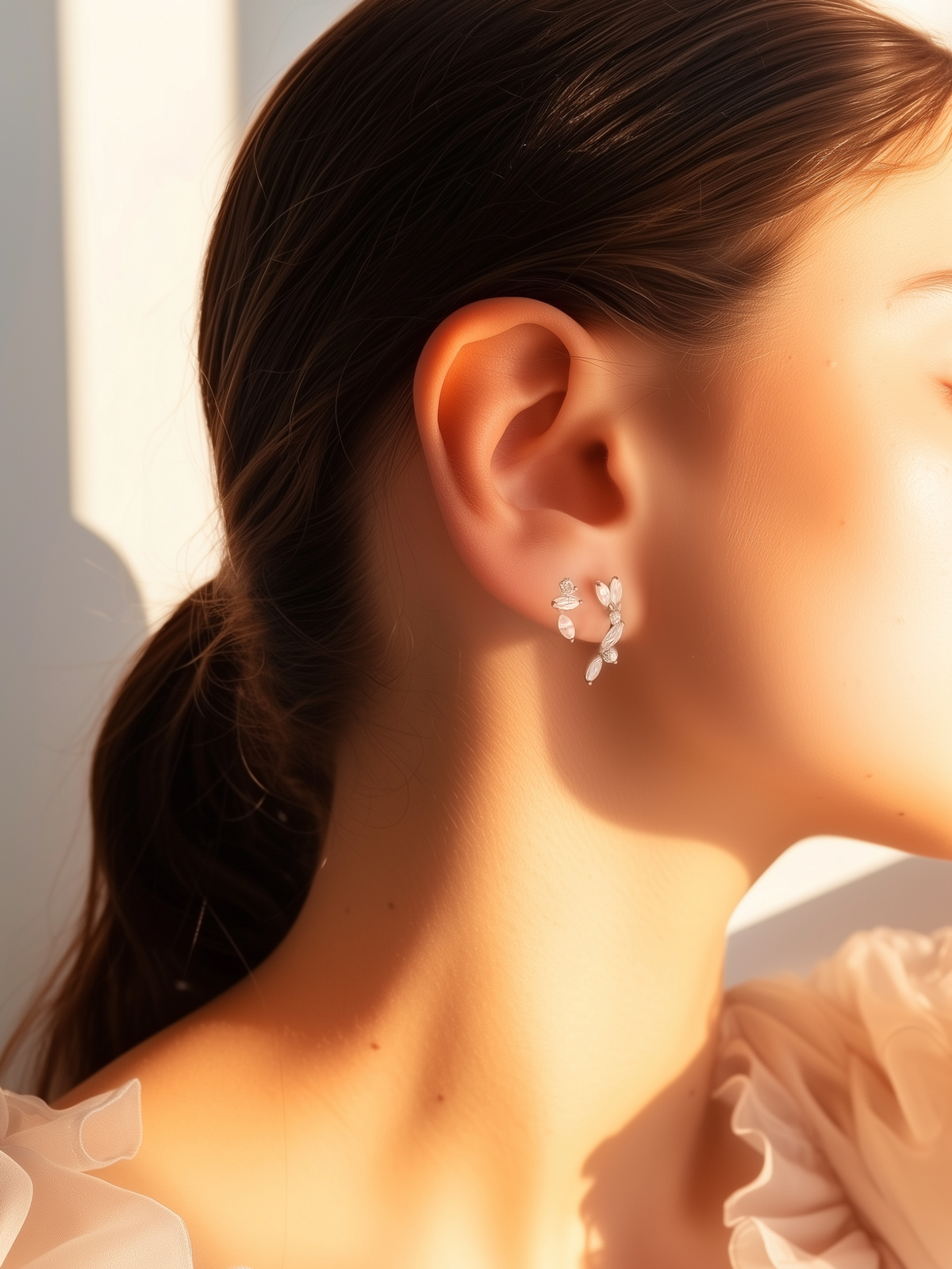 Puces d'oreilles Montréal 2 Boucles d'oreilles asymatriques plaque or montreal femme