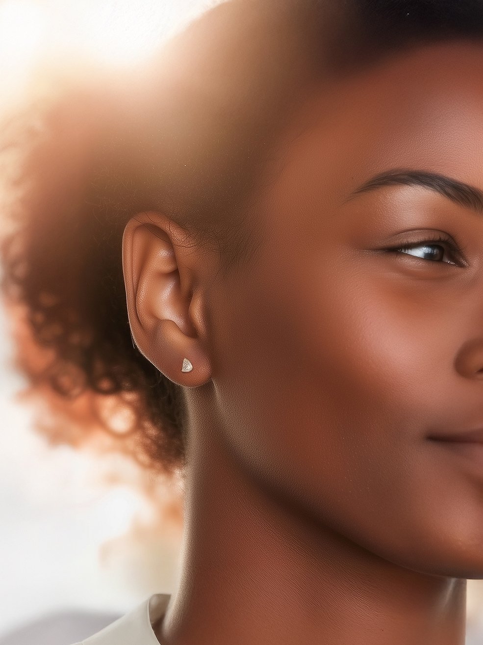 Mini Puces d'oreilles gouttes Nell 1 Petites puces gouttes NELL oreille femme zoom
