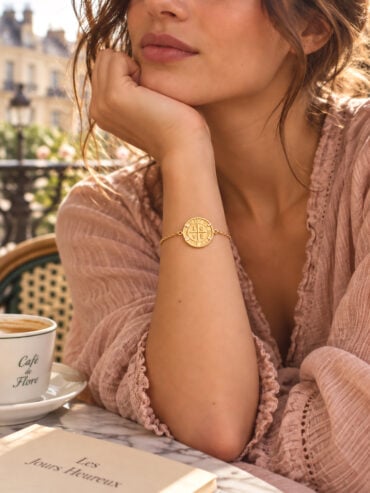 Bracelet médaille ancienne Love