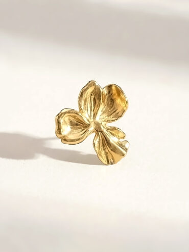 Puces d'oreilles fleurs Nemesis Small
