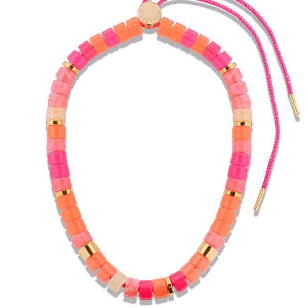 Collier Praia Laranja Mix - Parabaya - présentation du collier cordon réglable. Modèle multicolore.