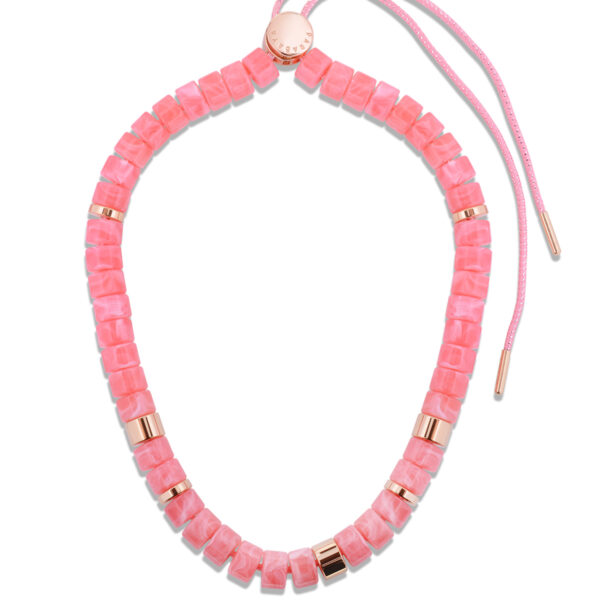 Collier Praia Pamplemousse Rose - Parabaya - présentation du collier cordon réglable