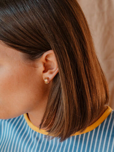 Mono boucle d'oreille dorée Carla