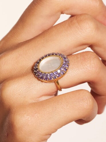 Bijoux fantaisie de créateurs 59 Bague mirage nacre main femme