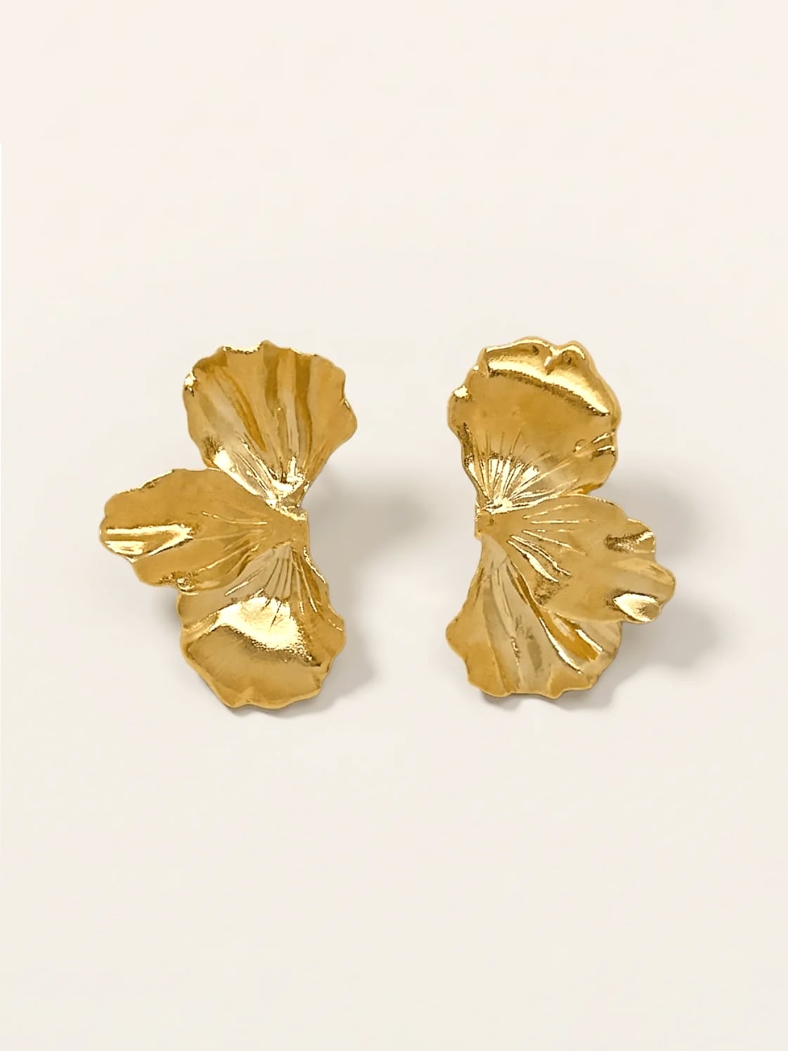 Boucles d'oreilles fleurs Euménide Medium 2 Boucles d'oreilles EUMENIDE MEDIUM - Présentation des bijoux de créatrice Paris