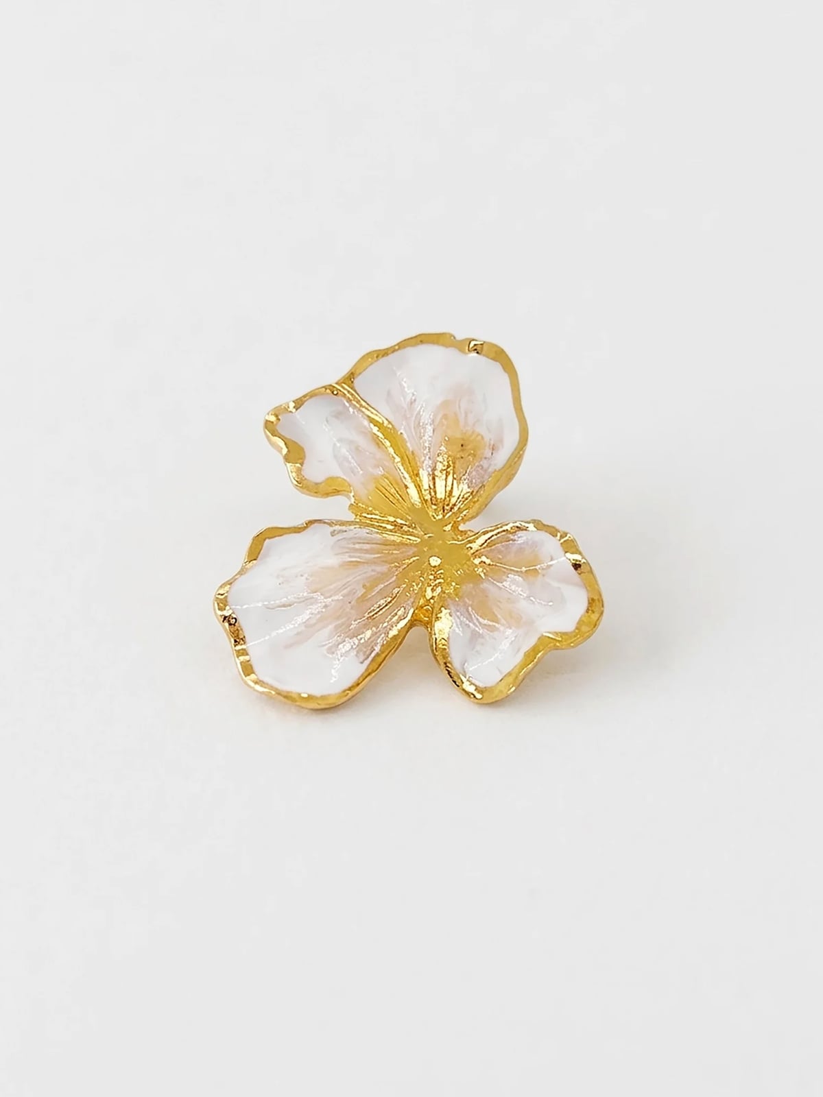 Bague d'oreille fleur Eresos émaillée 2 Bague d'oreille fleur Eresos émaillée