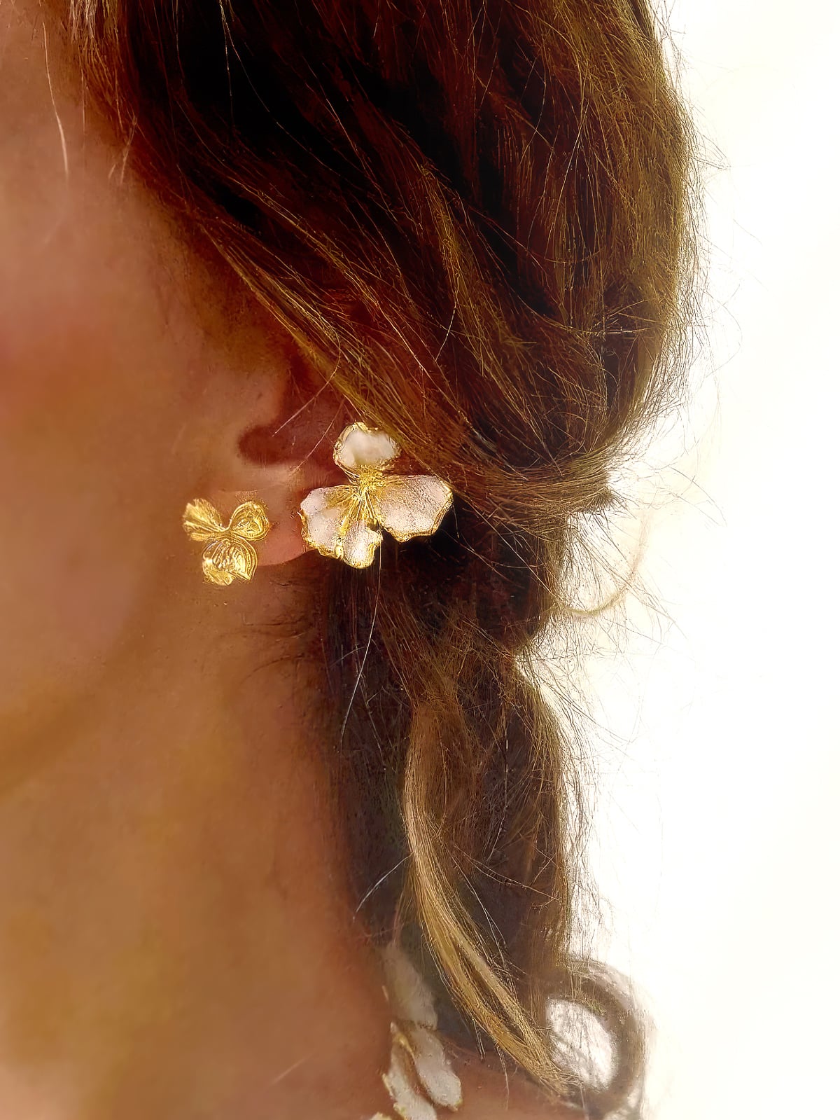 Bague d'oreille fleur Eresos émaillée 1 Bague d'oreille nemesis medium emaillée femme - zoom